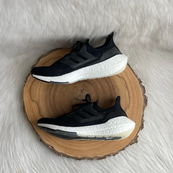 LIKE NEW Adidas Ultraboost black sneakers